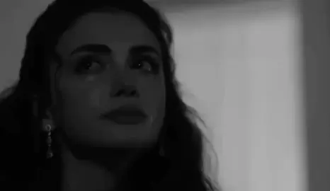 يابقايا الألم والخوف واحلام بكره .                                                                                                                                                           #فلاح_المسردي#explore. 