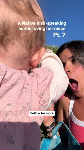 Just two besties chatting💋Follow for more💋 #gaeltok #gaeilge #irishlanguage #máire #gaeilgetiktok #IrishLanguage #irishsoundslikethis #speakingirish 