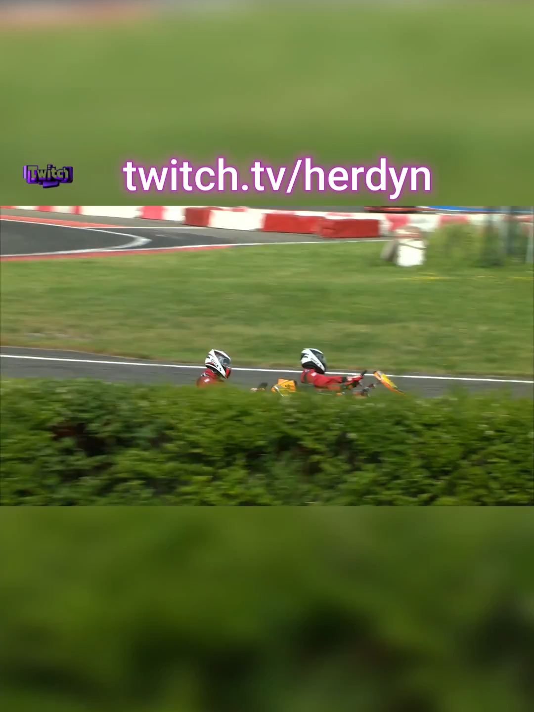 Táhly ho tam koleje#twitch #fyp #cz #funnytiktok #irl #gokart #kitkat #crash