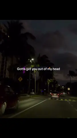 Stitches #shawnmendes #stitches #songlyrics #fyppage #songmaster 