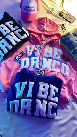 Wajib punya 2 warna baru dari VIBE nihh#fypシ#hoodie#hoodiemurah#rekomendasihoodie#hoodieboxy#hoodiecowok#simple#hoodiekece#rekomendasioutfit 