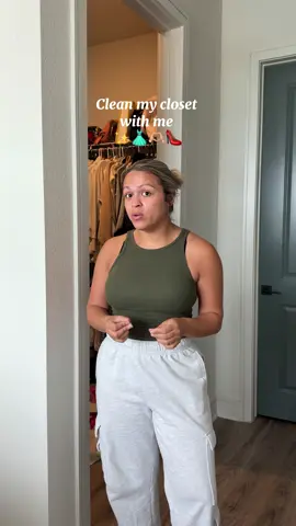 This was very much needed. I’m trying my best to not get rid of the clothes that don’t currently fit and use that as motivation for my weight goals. I think we’re off to a good start so far ✨👗🧹🫶🏼 #closetcleanout #viral #trending #satisfying #cleaning #CleanTok #MomsofTikTok #youngmom #pregnancy #organization 