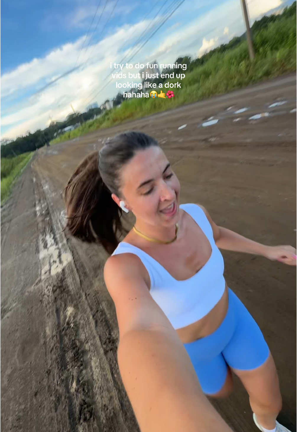 Marathon training in costa rica hits diffy!! 🤸🏻‍♀️🤸🏻‍♀️🤸🏻‍♀️ #runner #Running #beginnerrunner #runningmotivation 