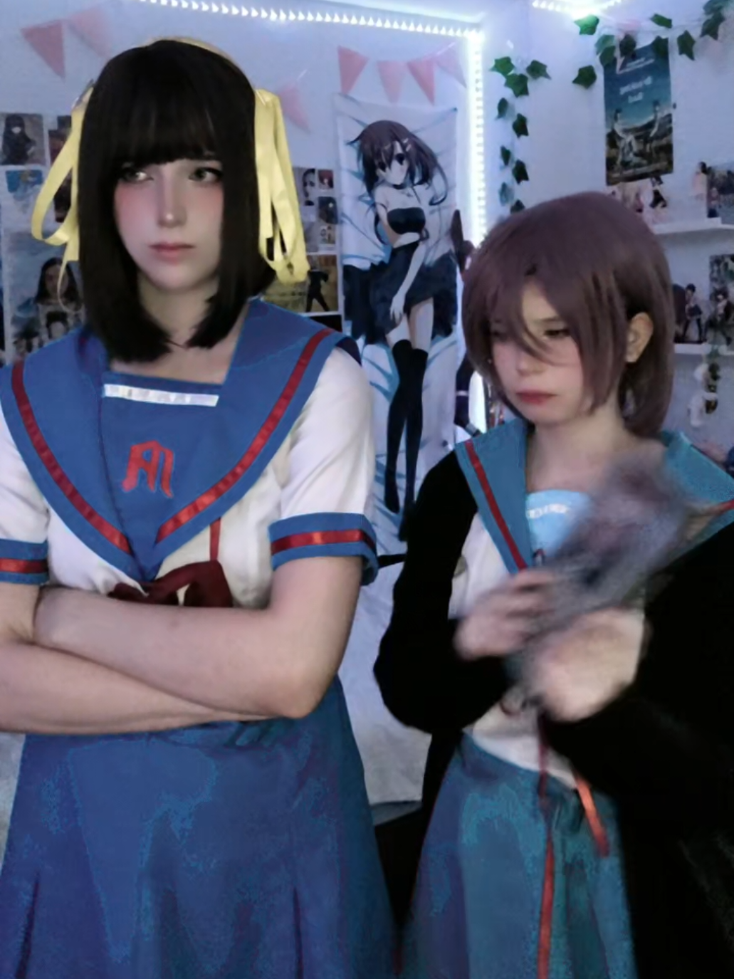 ignore book cover TT irl haruhi: @aoi 𓆞 eheheee #haruhisuzumiya #yukinagato #Cosplay #cosplayer #cosplaygirl #Anime #fyp 
