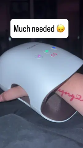 Call all Braiders, nail techs, barbers, and anyone whose job is stressful on the hands…. This is the TRUTH. & I bought it w/ my own funds to try it out, so this is my honest review! #braider #nailtech #hands #barber #handwork 