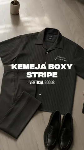 Udah restock nih kemeja boxy stripe nya #boxyshirt #kemejapendek #kemejapria 