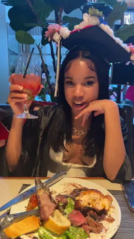 Congrats the Graduate 👩🏽‍🎓 @nae @A @💋… 