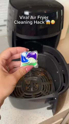 Had to try this viral cleaning hack. The easiest way to clean air fryer. Just set air fryer for 2 minutes and it comes all clean wow #cleaning #CleanTok #cleaninghacks #airfryer #hacks #lifehacks #cleaningtips 