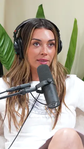 The question on every girls mind while watching Love Island: how does nobody have razor burn? New episode out now!