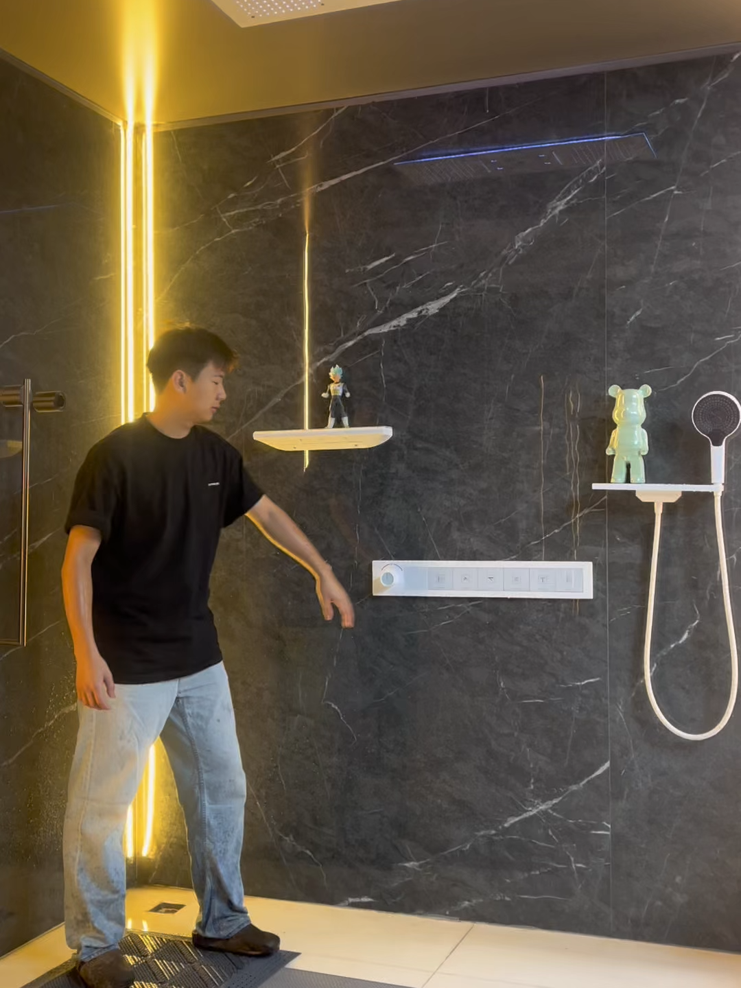 Shower. Sound. Sensation. 🎵🚿💡