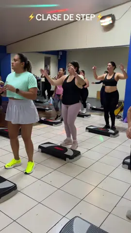Clase de Step ⚡️ Todos los miércoles 6:00pm con el profe Daniel  📍Ubicados en San Rafael abajo, en Plaza Higuerones Somos Gimnasio Energy ⚡️ #clasedestep #Fitness 