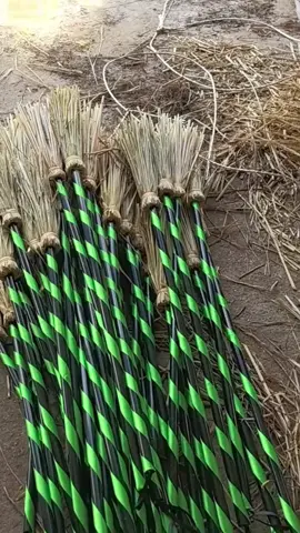 We are not selling products to you, but take natural beautiful things and happy life to you! Enjoy the nature together! #3hlink #Lavender #palmleaves #driedflowers #3hlinkflower #preservedflower #bohodecor #pampasgrass #hydrangea #homedecor #weddingdecoration #babybreath #handmadecrafts #hoteldecor #luxurydecor #flowerbouquet #flowerboxes #flowerbouquets #hydrangeas #christmasdecor #christmasflowers #preservedtree #witchbroom #christmas #driedflowerwholesale #cassiacinnamon #amarantus #willowbranch #minihaybales #decorhaybales  