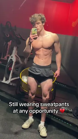 Yes I’m 2% body fat STOP asking #aesthetic #GymTok #lean #gymmotivation 