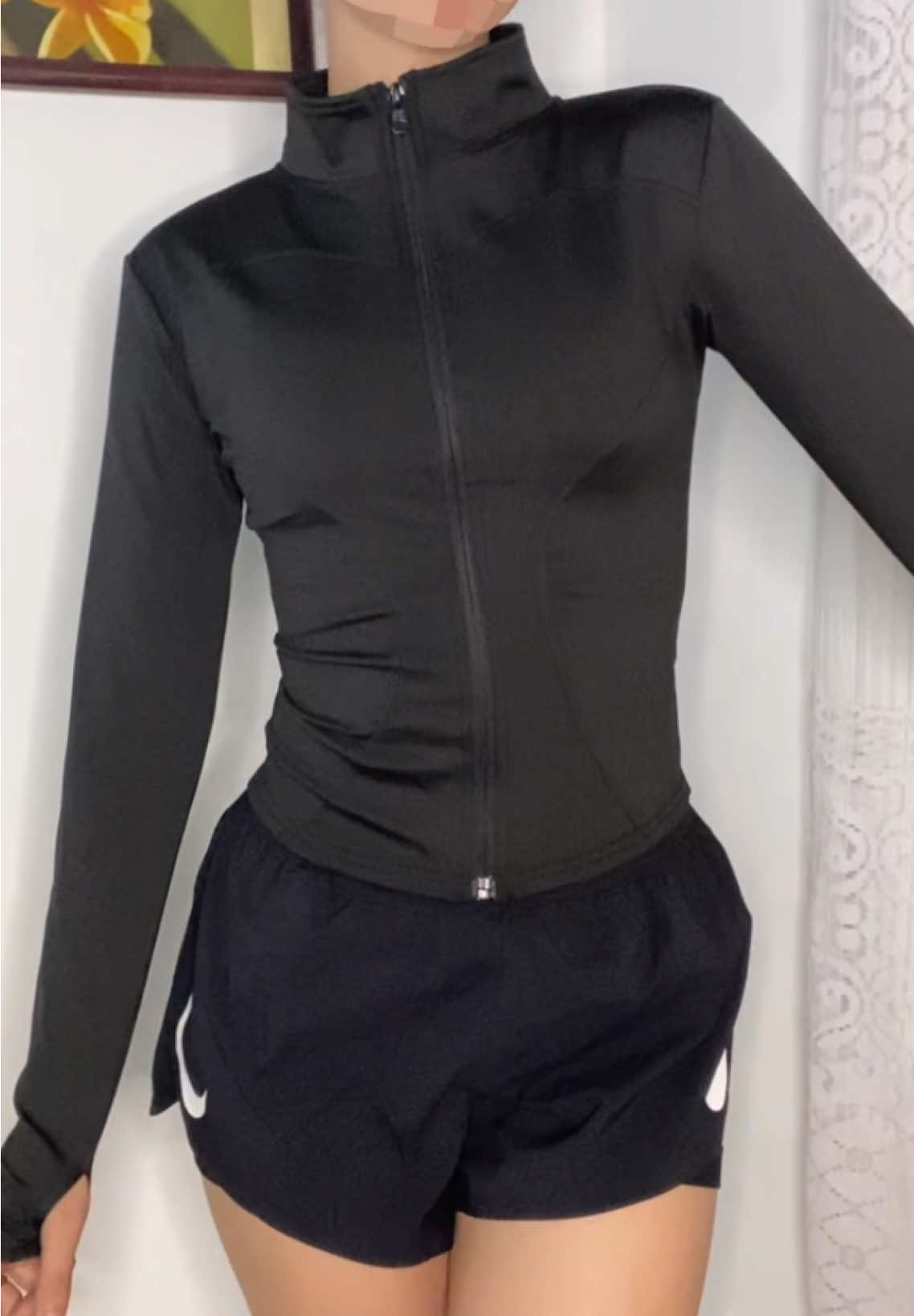 Long Sleeve Yoga Top Sports Jacket slimfit gym outfit active wear #activewear #yogatop #sportswear #slimfit #vidaswimwear #Running 