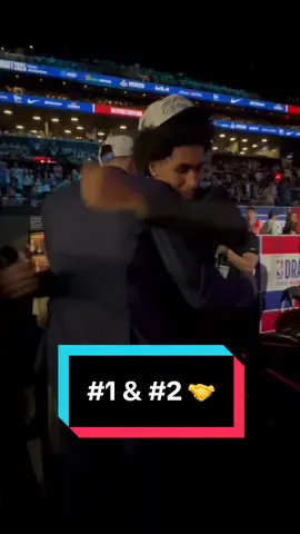Cooper Flagg and Dylan Harper embrace for the first time after hearing their names called… and they’ll be in the same state! 👏🥹 #NBADraft #NBA #NBADraft2025 #Basketball #CooperFlagg 