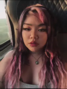It’s too bad… #wlw #thirsttrap #pinkhair #fyp #foryou #foryoupage #pinkandblackhair 