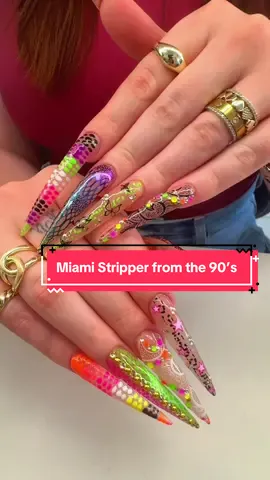 Our vision was “Miami stripper from the 90’s” and I think our vision came to life! 🤩🤩🤩 #miami #stripper #baddienails #90s #tacobellpartner @shaekauffmann 