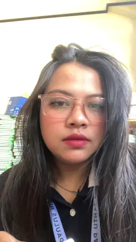 Neka kurang lipstik 🤣