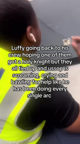 It’s not a one piece arc if ussop isn’t screaming for help and someone to carry as always #onepiece #ussop #elbaf #elbaph #luffy #tatcha 