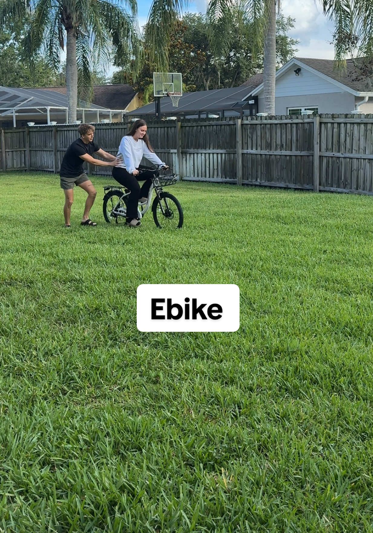 Honestly one of the more affordable options for an Ebike! Also looks good and they have tons of colors!  #ebike #electricbike #ddcebike #tiktokshopcreatorpicks #dealsforyoudays 