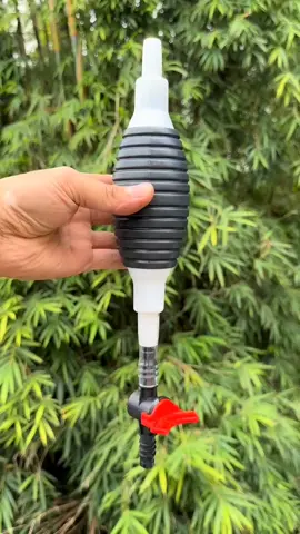 Pompa manual,pompa pemindah cairan serbaguna paling praktis, CO dikeranjang kuning #pompapemindahcairan #tiktokshopindonesia #fypage 