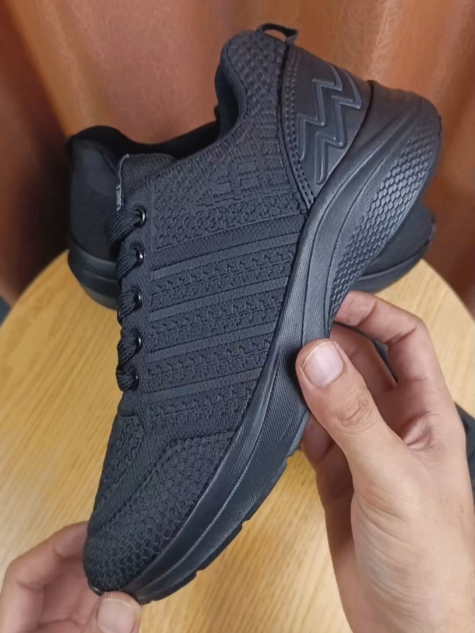 Sepatu Hitam SMP SMA Kuliah Kerja Original Gueva #sepatuhitamsekolah #sepatusekolah #sepatuhitam #sepatusekolahmurah 