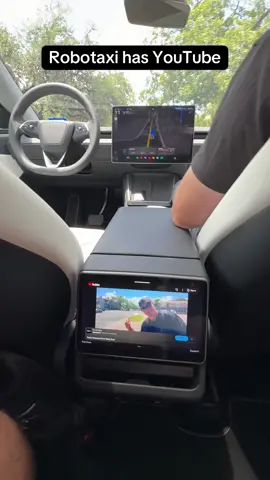 The Tesla Robotaxi has the Dopest entertainment system, and Waymo doesn’t even compare #fyp #viral #tesla #robotaxi #elonmusk 