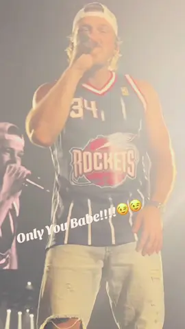 #Sweet Biceps!!!🥵🥵🥵🔥 #The Jersey #that little shake#The Hair !!!🔥🔥🔥🥵🥵😉🧡🧡🫦🫦@aidanOneNightataTime20... @morganwallen 