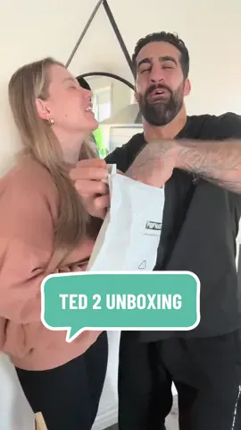 The best unboxing ever🥹😂Arvans reaction was the sweetest! #arvanfamily 