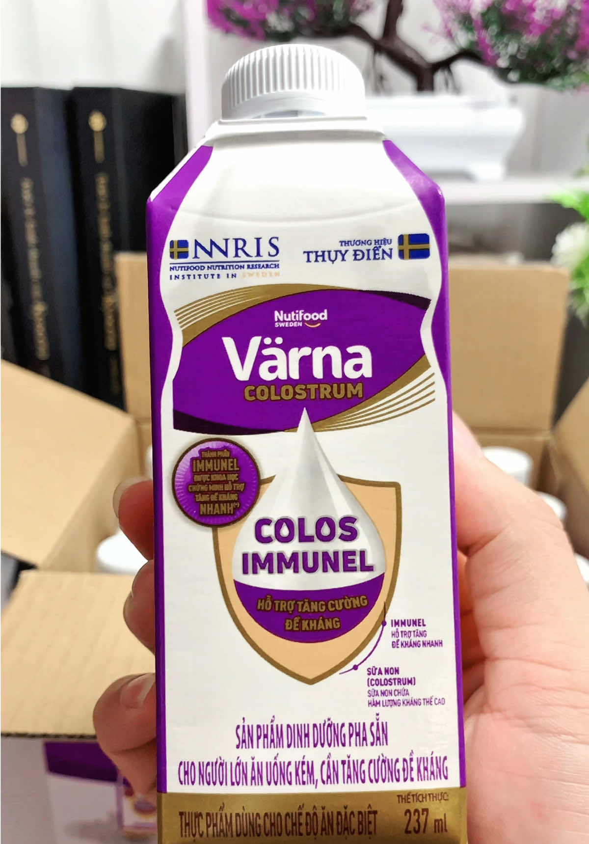 Sữa Varna Colostrum pha sẵn giúp tăng cường sức đề kháng, dành cho những người ăn uống kém đây ạ #varna #suavarna #varnacolostrum #varnanutifood #nutifoodvarna #suckhoe #tangdekhang #xuhuong 