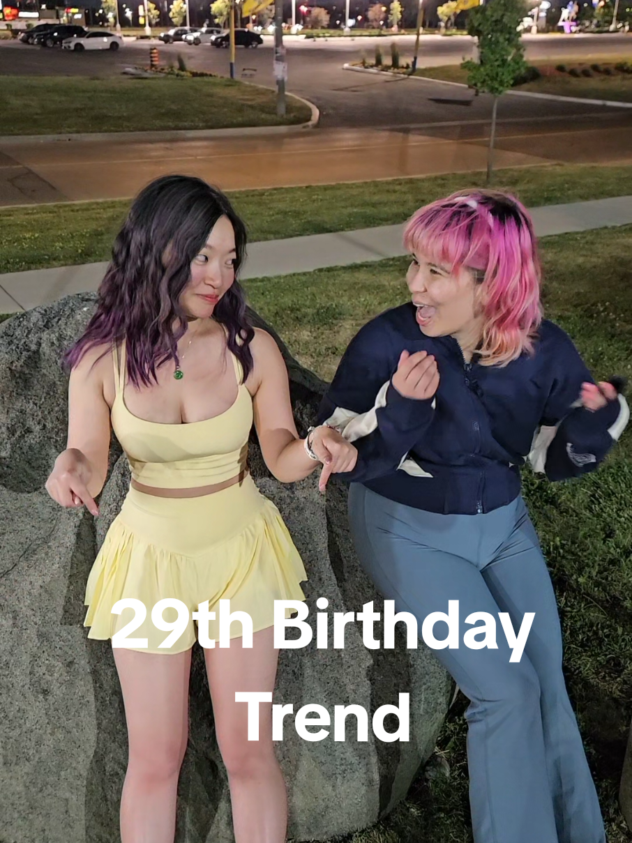 I'm 29 folks. What's up 😎 #newgirl #birthday #29birthday #birthdaytrend 