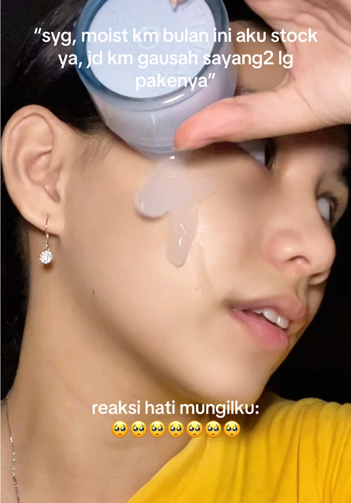 moist yg cocok buat memperbaiki skin barrier kaliann!! pagi” lgsg glowing bingitss🤙🏻🩵🤍