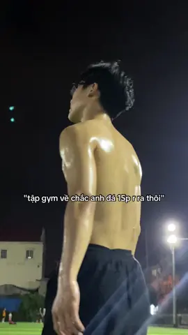 thực ra là con trâu nước nghỉ 15p đầu trận rồi đá cả trận | #dateideas #Soccer #football #couple #fyp #tiktok #gym #biceps #chestday 