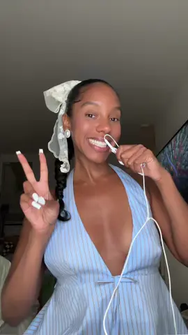 Welcome to my podcast: in this episode I’m putting you on to the Russell Acting Studio in NYC #nycactress #actingtips 