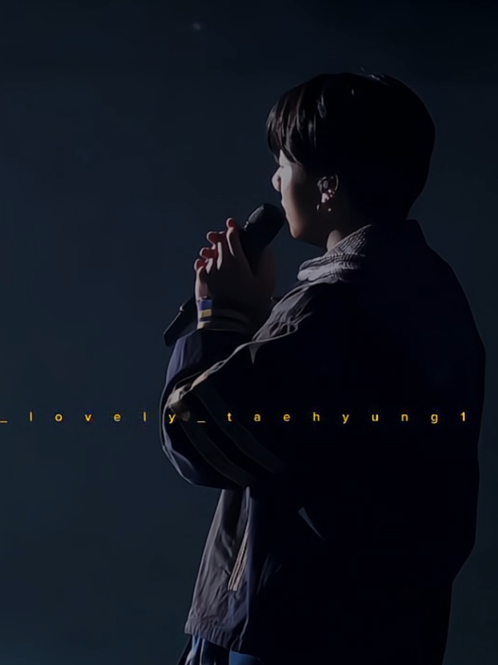 Shot Glass of Tears-Jungkook #jungkook #shotglassoftears #paradedicar #fyp #Viral #btslyrics  #_lovely_taehyung1 #fypシ゚ #shotglassoftearsjungkook 