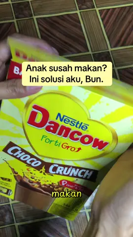 BARU ,,  Susu dancow choco crunch . #susu #dancow #dancowfortigro #dancowchococrunch #susulebihseru #anaksehatceria #nutrisianak 
