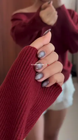 help can’t get over this top 🥹💫 #sweater #sweaterweather #sweateroutfit #knittedtop #offshouldertop #longsleeve #OOTD #fyp #trending #viral 