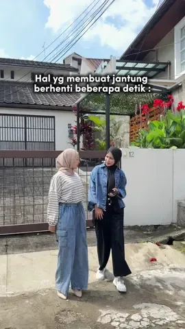 Karcis parkir juga bikin pertemanan hampir renggang😭 Siapa yang sering kaya gini ?tag temennya😌👇🏻 #pov #relate #karcisparkir #kontenhiburan #parodilucu #ootdhijabstyle 