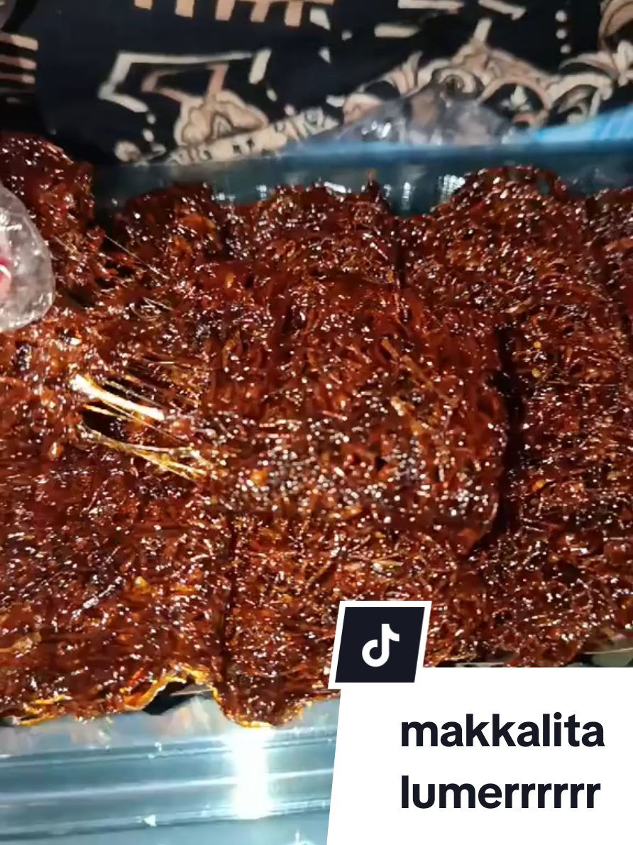 klik di bawah untuk keranjang kuning 👇 #nennunennusoppeng #mallitagollana #kuebugis #karasasoppeng #fyp #viral#trendin #cemilanviral 