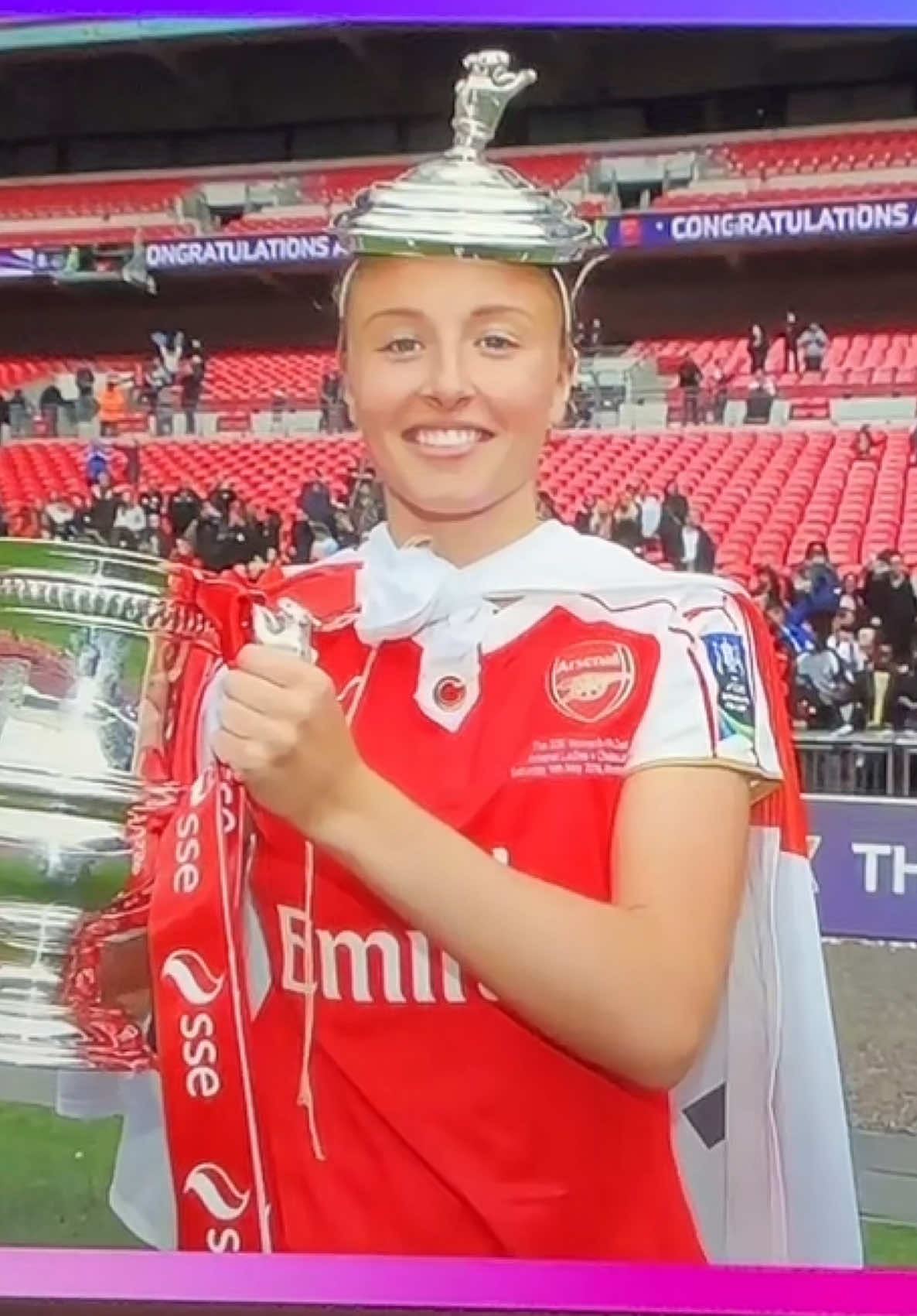 Our skipper ❤️‍🩹 #londonisred #leahwilliamson #englandeuros2022 #football #Soccer #womensfacup #skipper #captain #euros2022 