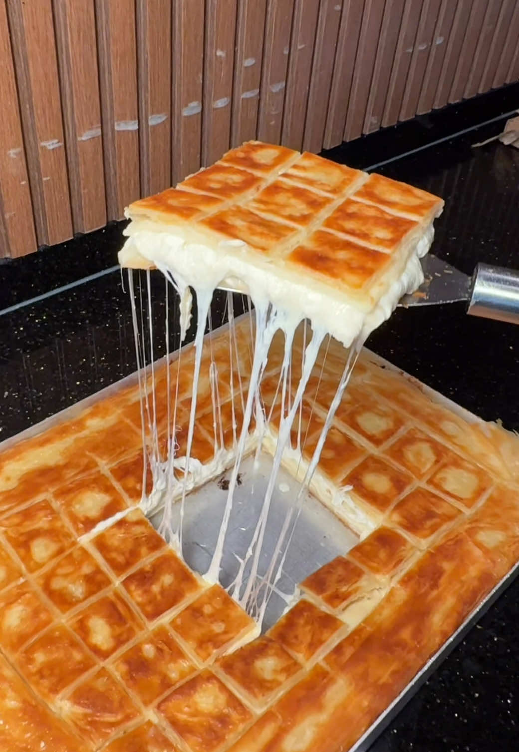 K.Maraş Çay Börek Tatlıda Sündükçe Sünen Çıtır Çıtır Peynirli Su Böreği…😋😋 #türkiye #kahramanmaraş #börek #gurmemarask 