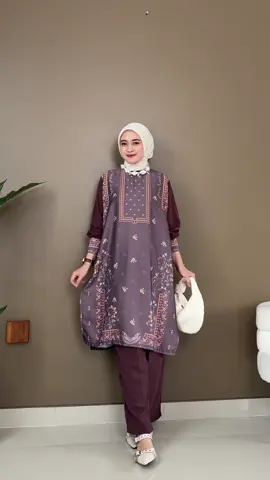 Ini sih definisi cakep simple elegan.🌸 Stelan long yang bisa kamu pakai buat hari raya , buat lebaran, buat daily.  Yang mau samaan sama ka isna buruan order di keranjang 🛒  #setlong #stelanlebaran #bajulebaran #stelanlebaran #setmotif #fyp #payday #promoguncang #melisasyari 