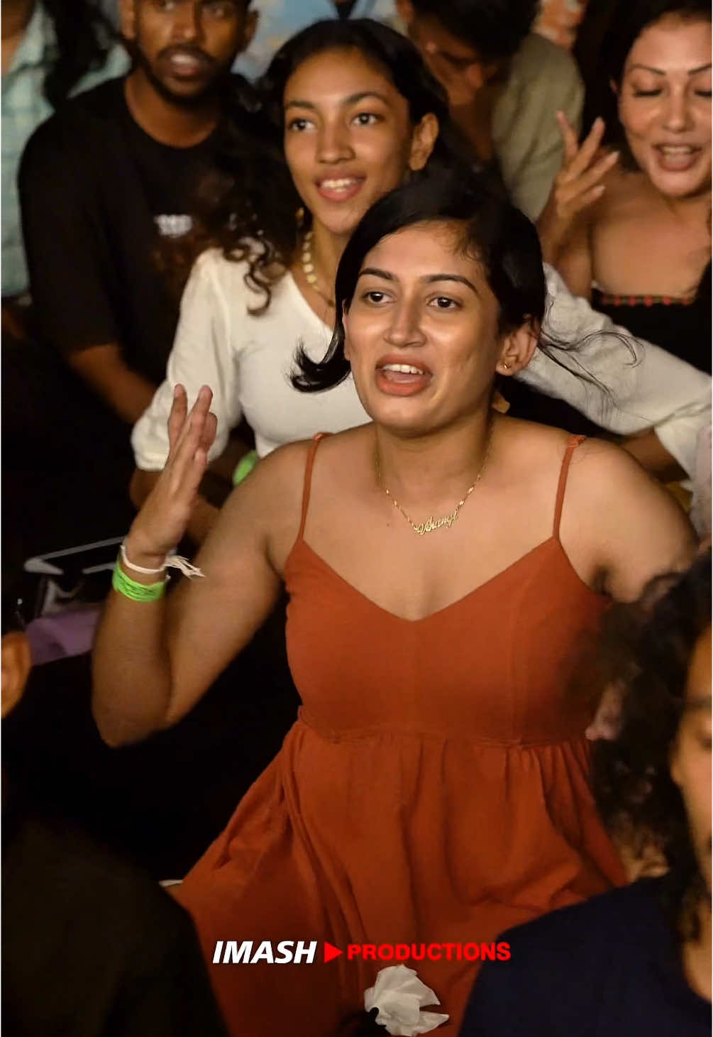 නීල දෙනුවන්...❤️ Audience 🔥 #weplus @WePlus #handawakaconcert #backtocolombo  #imashproduction  @Araliya silva  #fypシ゚ #foryou #fyp 