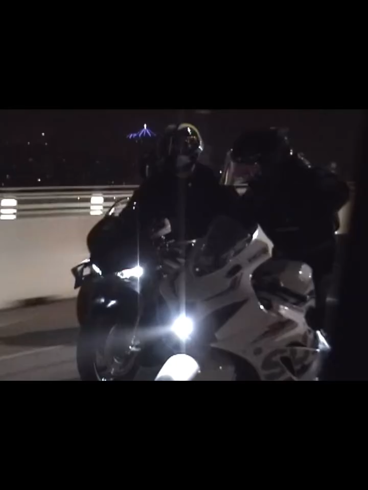 DARK NIGHT G 🗡️ #edit #speedy #motorcycle #fast #bike #lonly #bikers #bikeaesthetic #bikecontent #bikelife