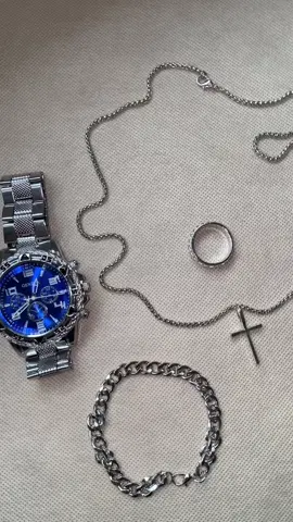 Perfect gift kay Boyfie ❤️‍🔥 #fyp #menswatch #setaccessories #mensaccessories 