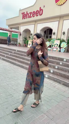 #foryou #viralgirl #trending #zainabyousaf #100kviews 