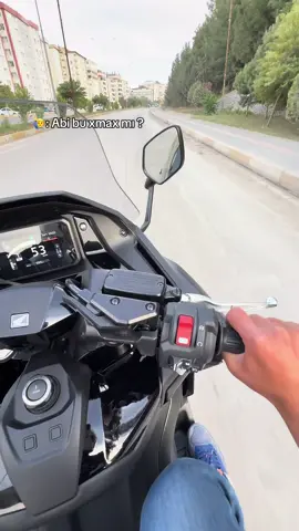 T max 560 larınıza benzemez.😉😅 #forza750 #honda #hondaforza #forza7502025 #forza #yamahaxmax #yamahatmax #tmax #yamaha #yamahatürkiye #öneal #keşfet #keşfetteyizzz #fyppppppppppppppppppppppp #beniöneçıkart #keşfetbeniöneçıkar 