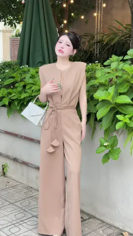 Em không cần trở thành ai khác… vì chính em đã là phiên bản đắt giá nhất! #xuhuongtiktok 