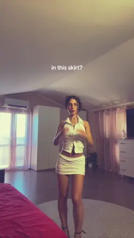 mini skirt #fakebodyy⚠️ #fyp 