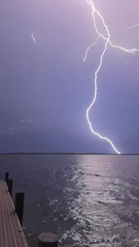The lightning on the beach went crazy last night #fyp #lightningstrike #pensacolabeach #pensacola #storm #Summer #thunder #florida 